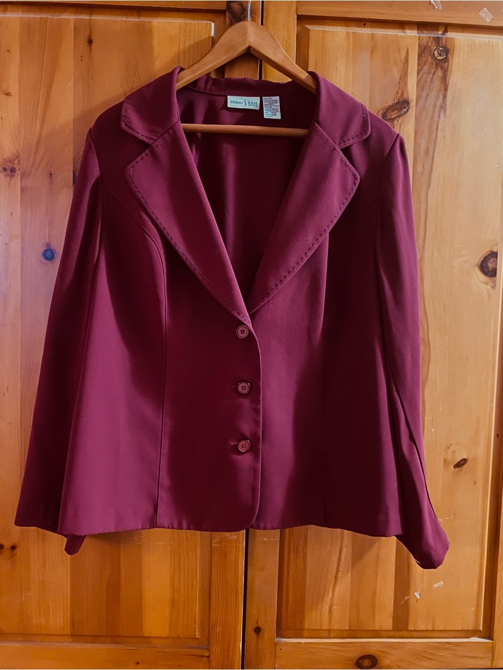 Classic blazer color burgundy plus size 18W / Brand STUDIO EASE Pre-owner